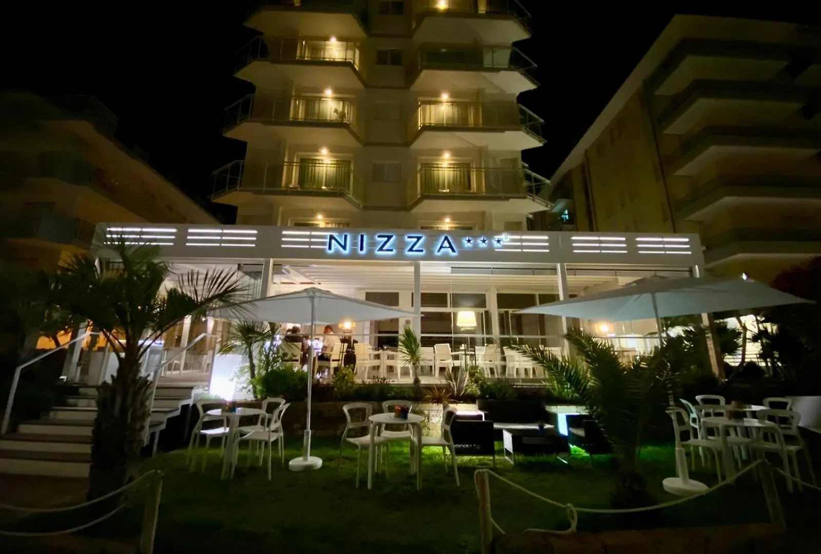 Jesolo Design Apartments - New 2025 - Central Near The Beach